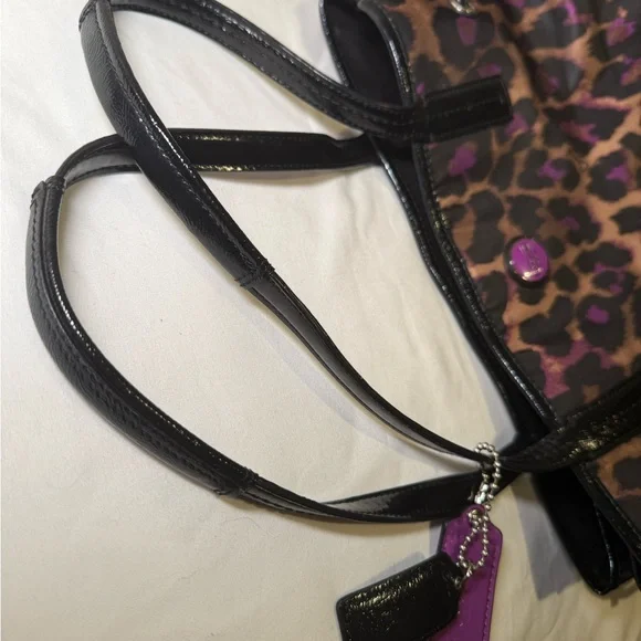 Coach Leopard Print Tote Bag – Purple & Brown Cheetah, Patent Trim, F25281 - Picture 10 of 11